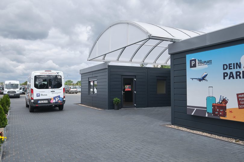 Parking lot offices in berlin 15