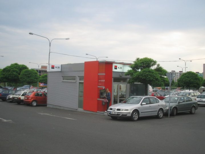 Modular-komerz-bank-usti-n-l-cz-1