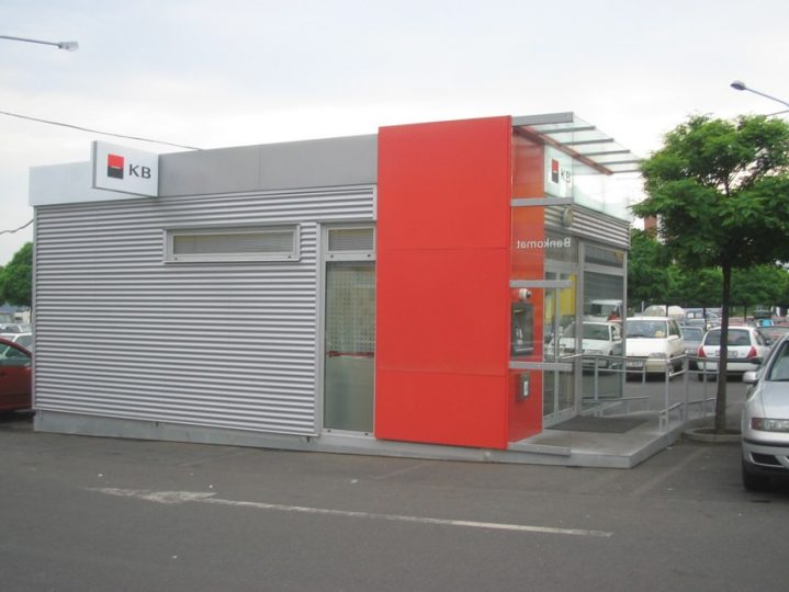 Modular-komerz-bank-usti-n-l-cz-2