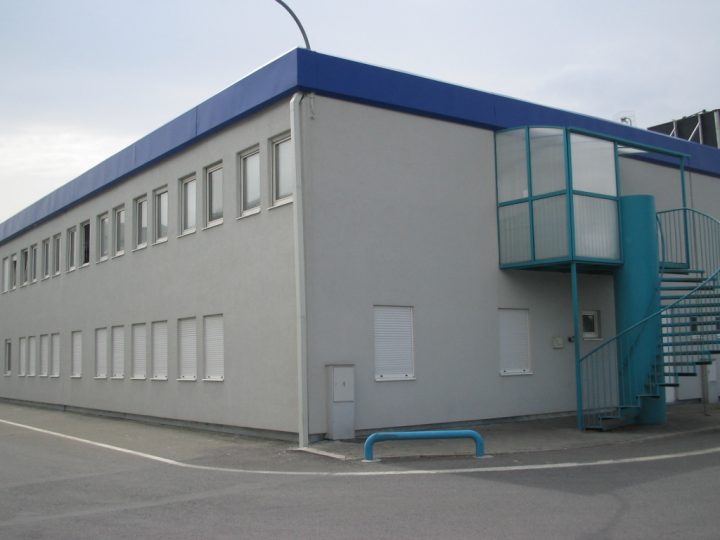 2004-04-09-006