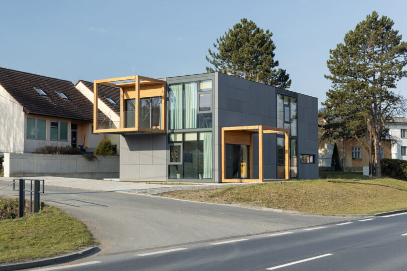 Pension Koma 01 retus low res