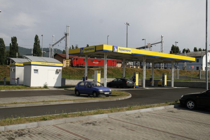 Modular-petrol-station-hypernova-decin-cz-3