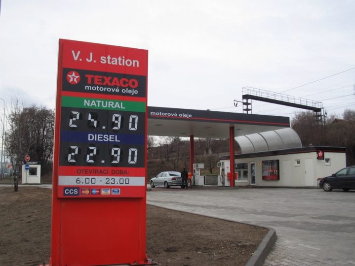 Modular-petrol-station-texaco-4