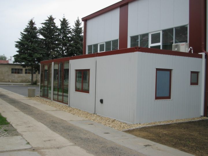 2004-04-09-023