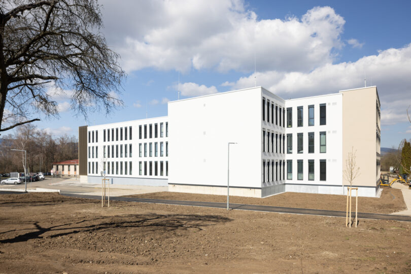 Psychiatricke oddeleni O Strov 05 low res