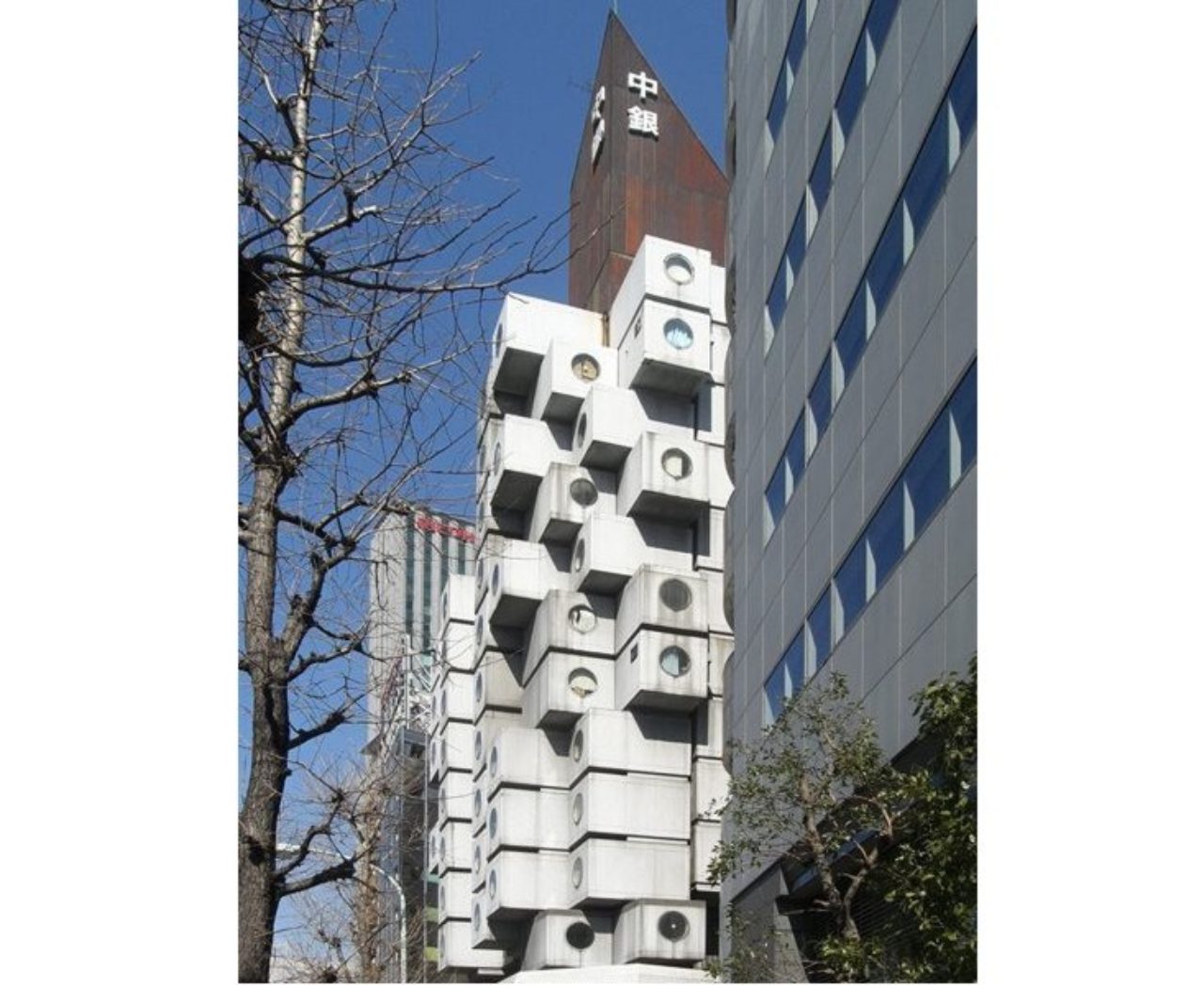 Capsule-tower-2