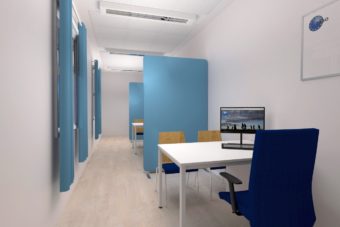 Mobile_office_interior_4