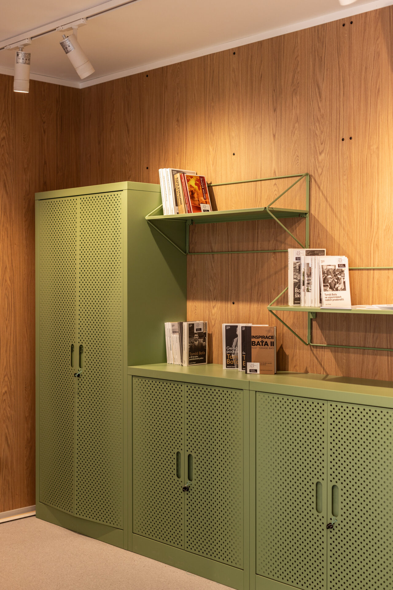 Bata modul 21 low res